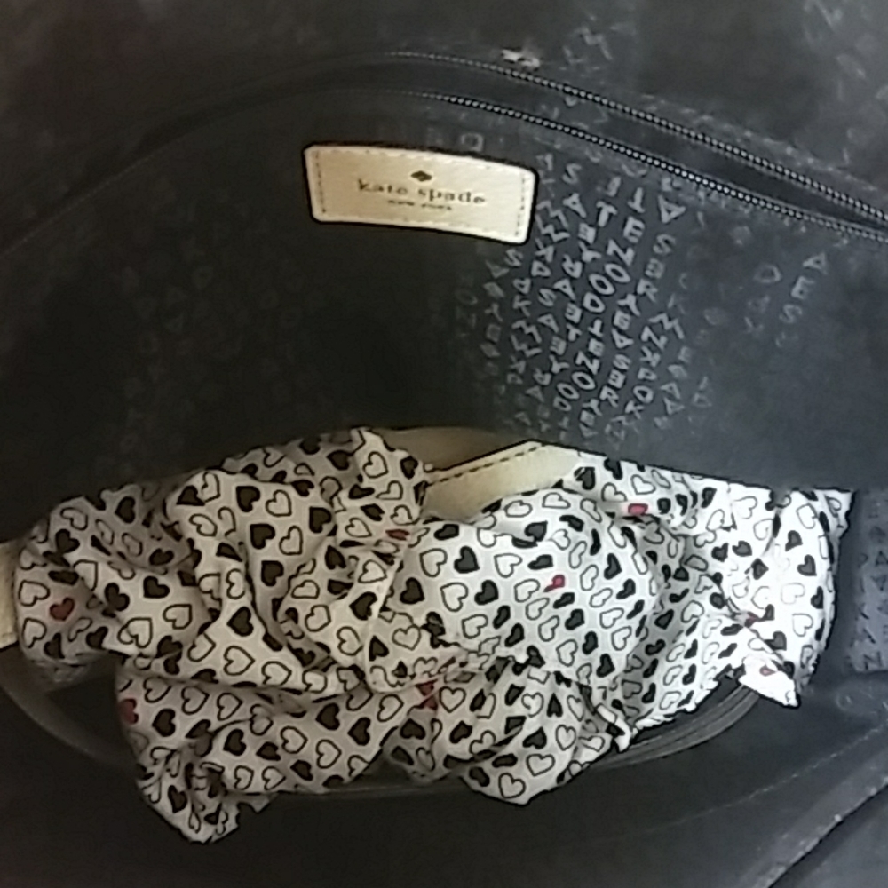 Kate Spade purse - Picture 3 of 7